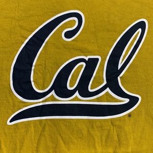 California Golden Bears Graphic T-Shirt Size Medium